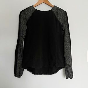 Lululemon Run Bold In The Cold Long Sleeve Black Size 6